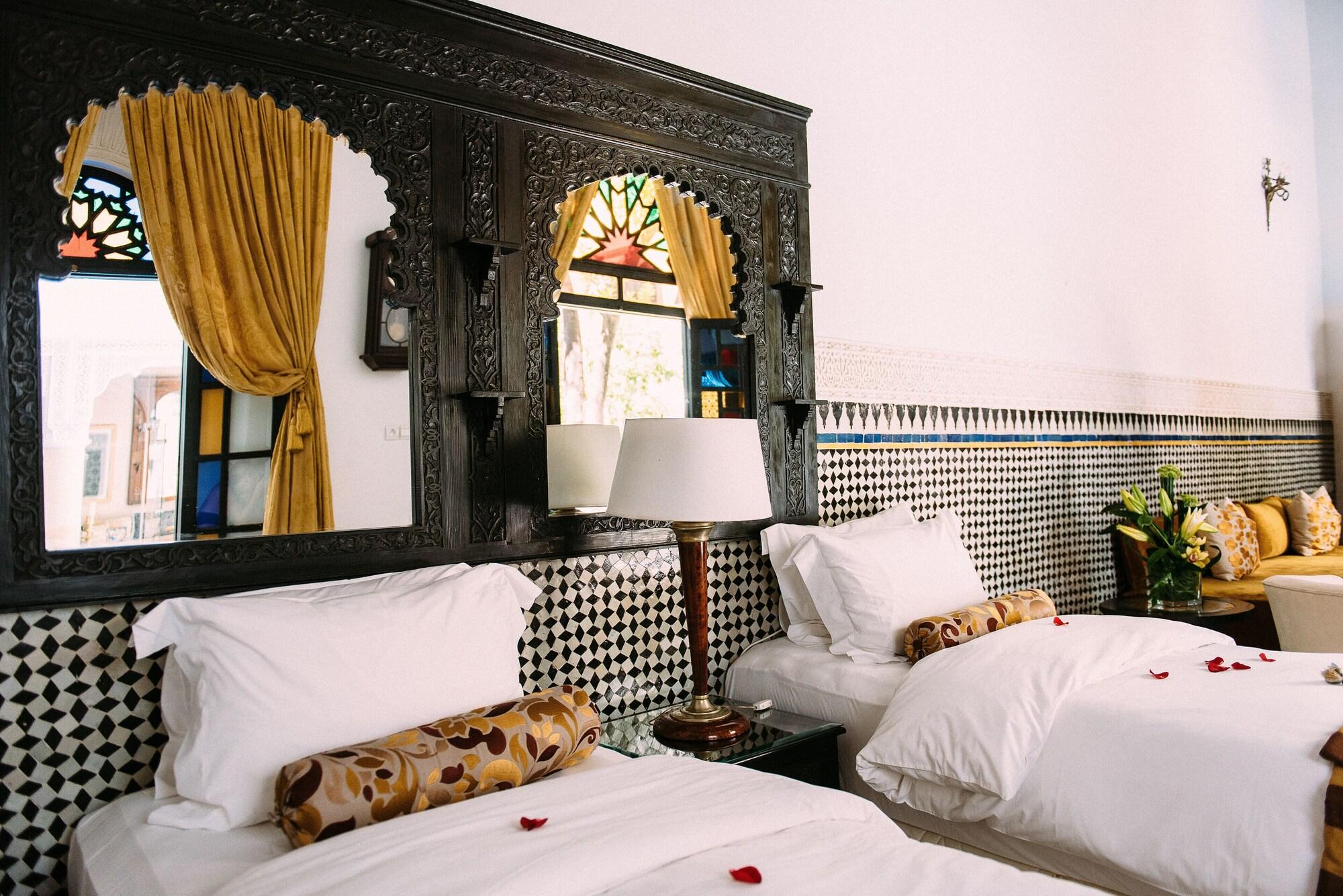 Maison Bleue And