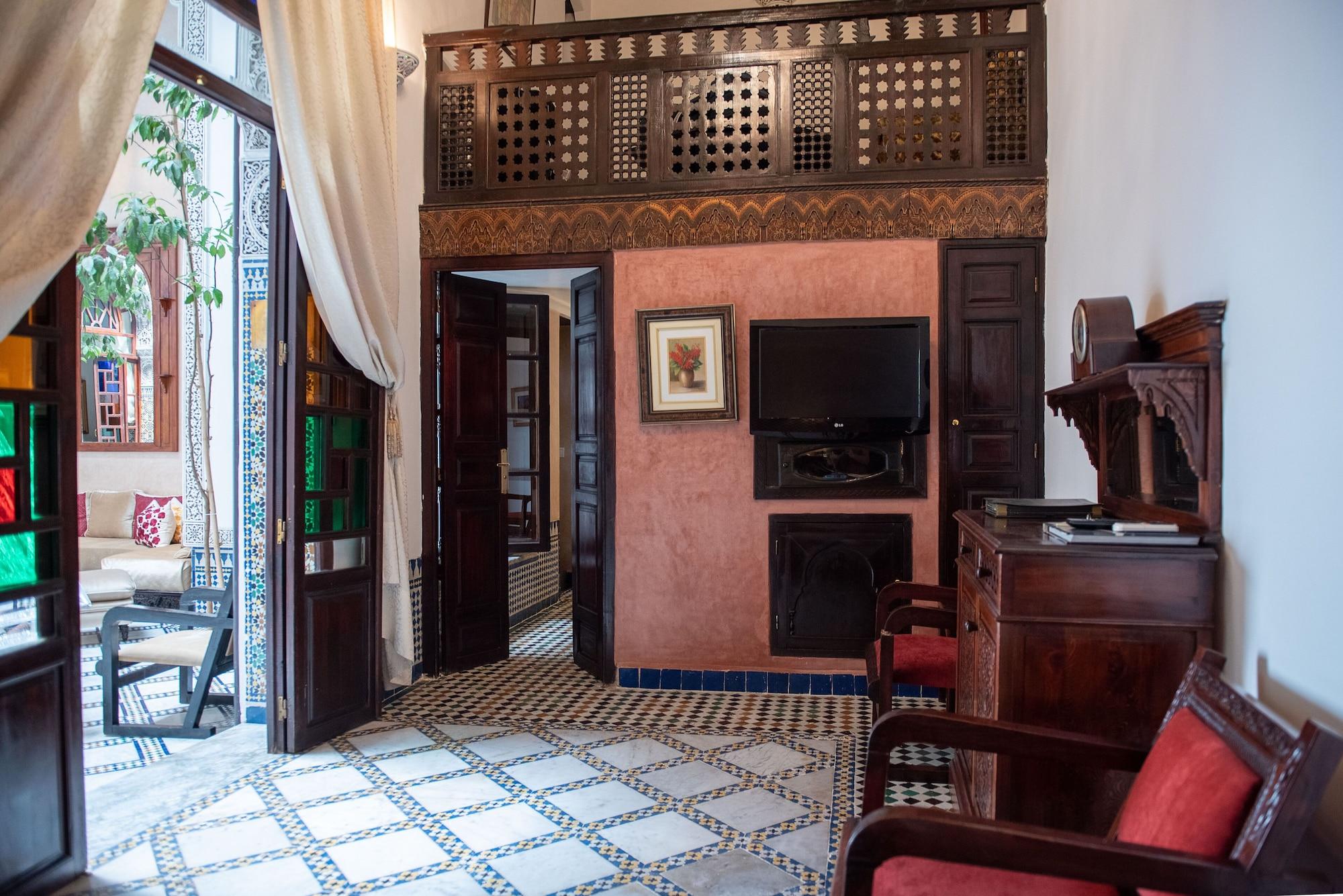 Riad Maison Bleue And